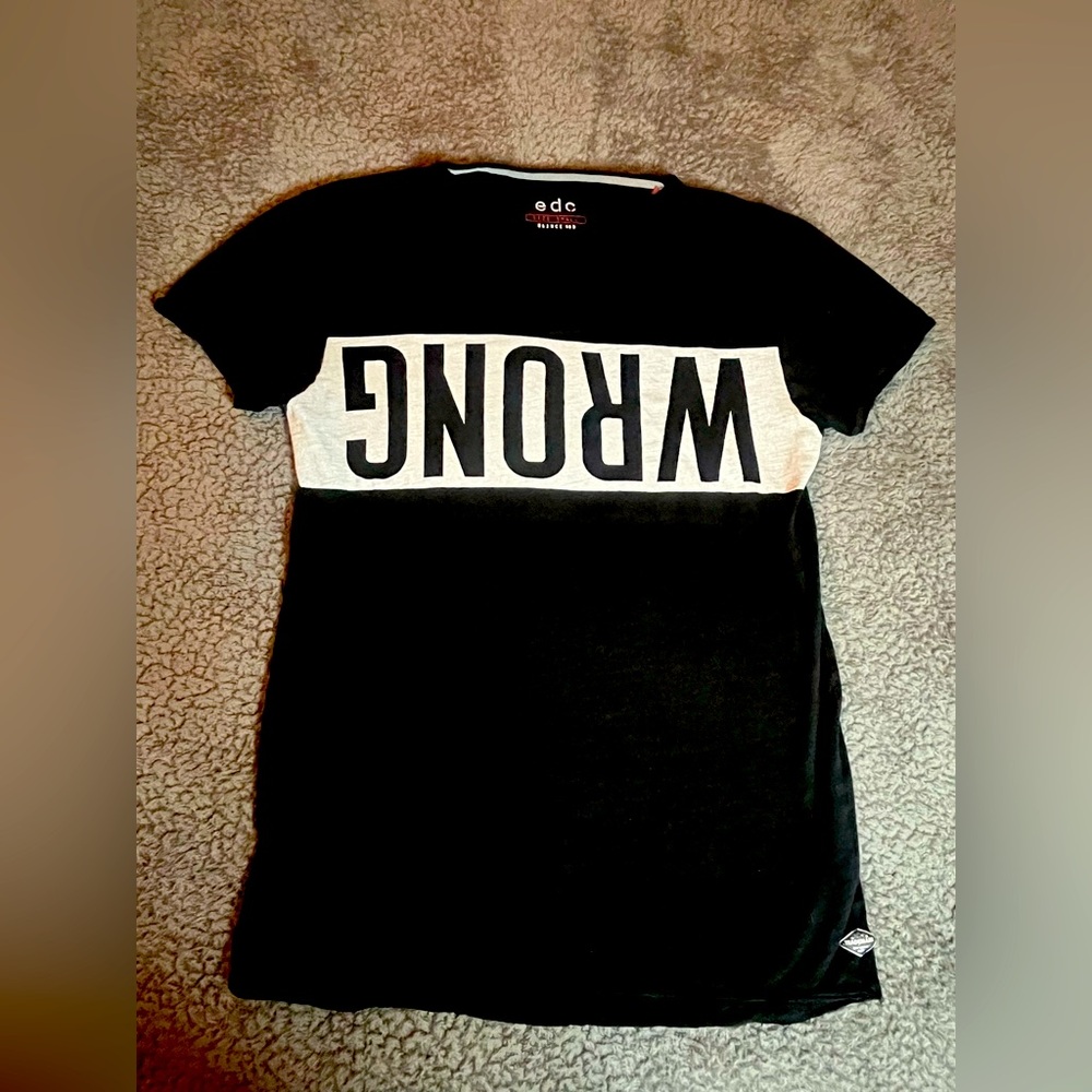 Official EDC Festival Men's/Unisex "Wrong" T-Shirt – Size‎ Small